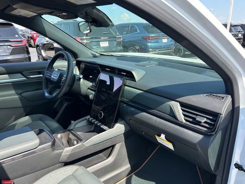 New 2026 GMC Terrain AT4 image 36