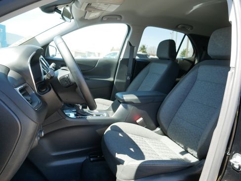 Used 2024 Chevrolet Equinox LT w/ LPO, Floor Liner Package image 34