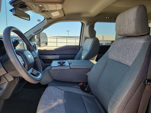 Used 2023 Ford F250 XLT w/ FX4 Off-Road Package image 12