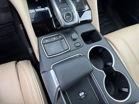 Used 2024 Acura MDX SH-AWD w/ Advance Package image 24
