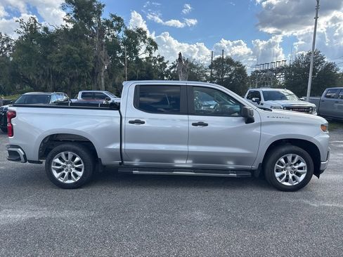 Used 2019 Chevrolet Silverado 1500 Custom w/ Custom Value Package image 3