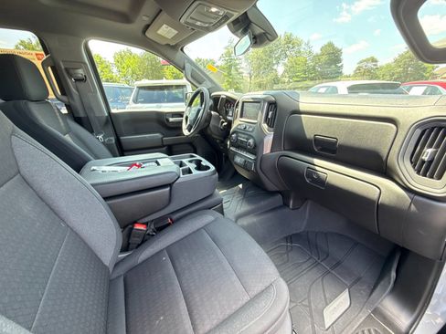 Used 2025 Chevrolet Silverado 1500 Custom w/ Turbomax Blackout Package AWD/4WD image 25