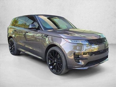 Used 2024 Land Rover Range Rover Sport Dynamic SE AWD/4WD image 3