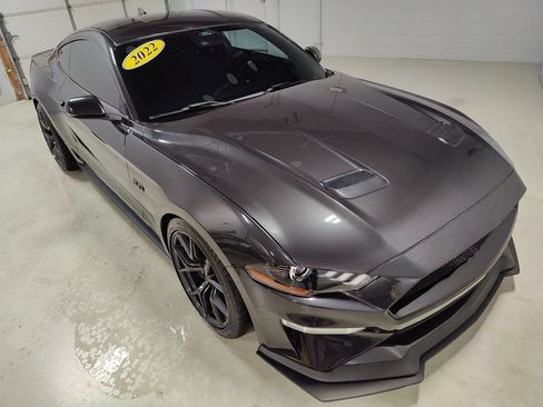 Used 2022 Ford Mustang GT Premium w/ GT Performance Package RWD image 2