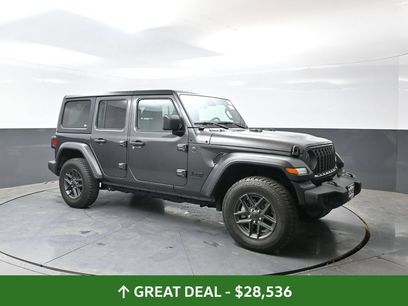 Used 2025 Jeep Wrangler Unlimited Sport