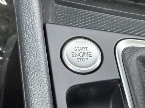 New 2026 Volkswagen Jetta SE image 25