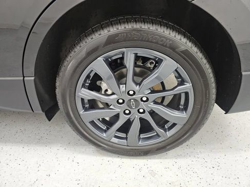 Used 2024 Chevrolet Equinox RS AWD/4WD image 10