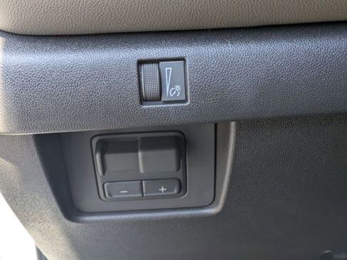 New 2026 Chevrolet Colorado ZR2 image 14