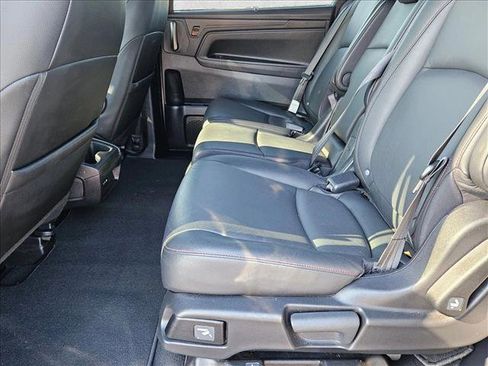 Used 2025 Honda Odyssey Sport-L image 17
