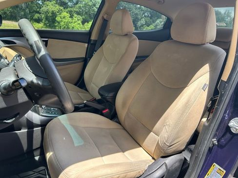 Used 2013 Hyundai Elantra GLS w/ Preferred Pkg FWD image 15
