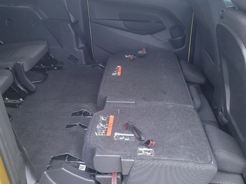 Used 2018 Ford Transit Connect XL image 27