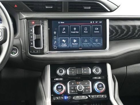Used 2023 GMC Yukon Denali RWD image 10