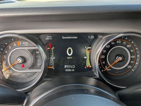 Used 2022 Jeep Wrangler Unlimited Sport image 18