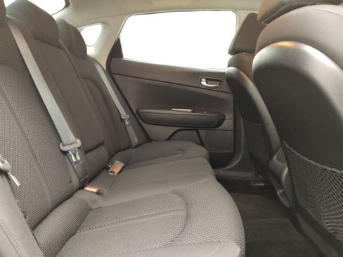 Used 2020 Kia Optima LX image 19