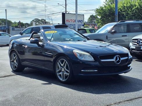 Used 2014 Mercedes-Benz SLK 250 image 3