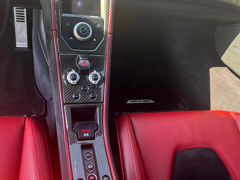 Used 2012 McLaren MP4-12C Coupe image 21