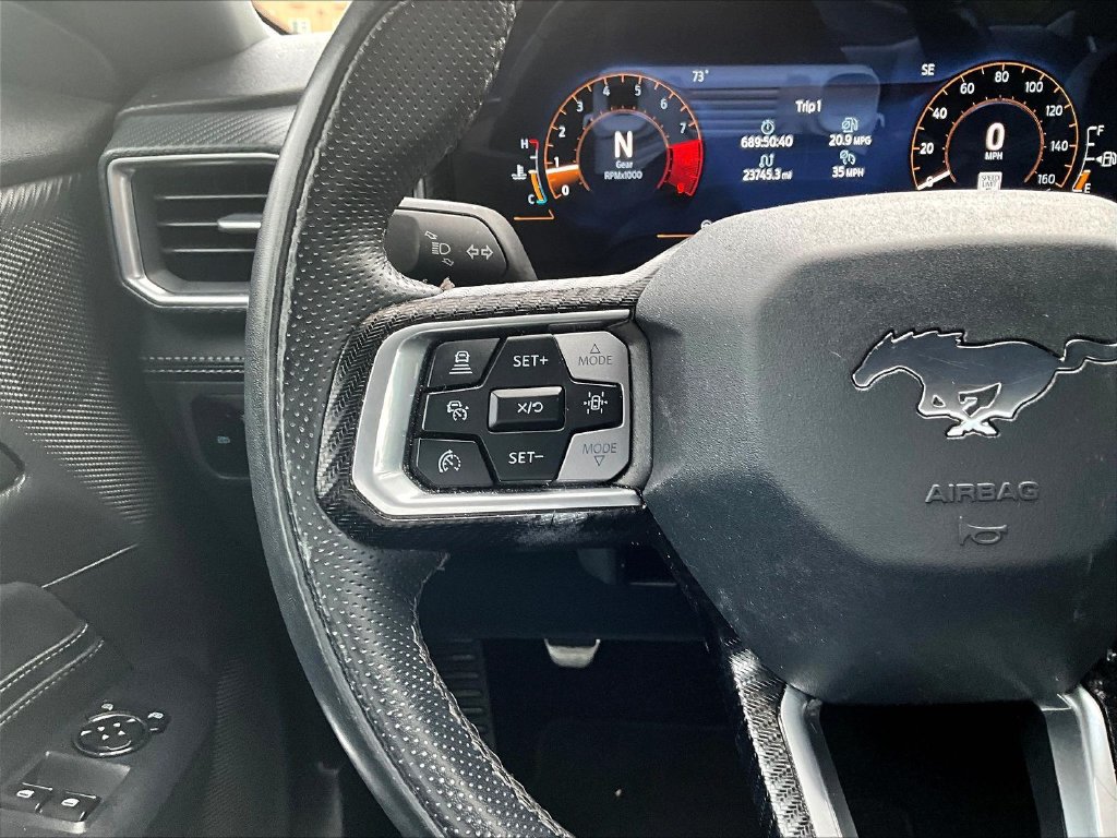Used 2025 Ford Mustang GT Premium RWD image 13