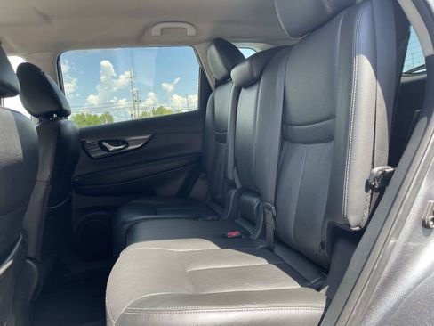 Used 2019 Nissan Rogue SL FWD image 10