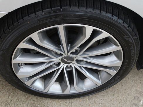 Used 2016 Hyundai Genesis 3.8 w/ Option Group 02 RWD image 27