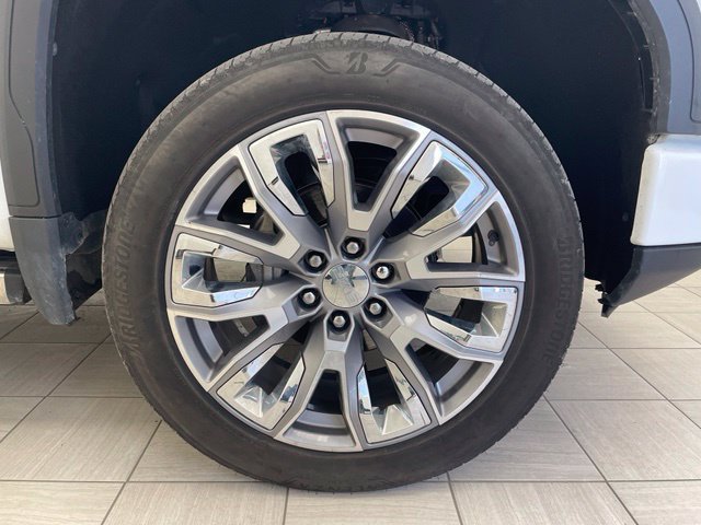 Used 2023 GMC Sierra 1500 Denali w/ Denali Reserve Package AWD/4WD image 5