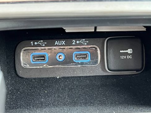 Used 2022 Jeep Grand Cherokee Laredo X AWD/4WD image 25