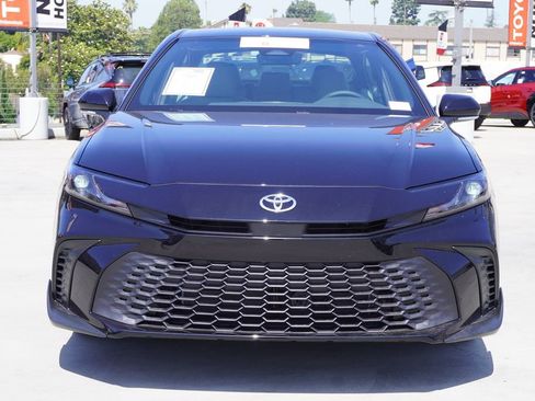 Certified 2026 Toyota Camry SE FWD image 3