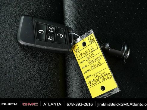 Used 2023 Volkswagen Atlas SE image 39