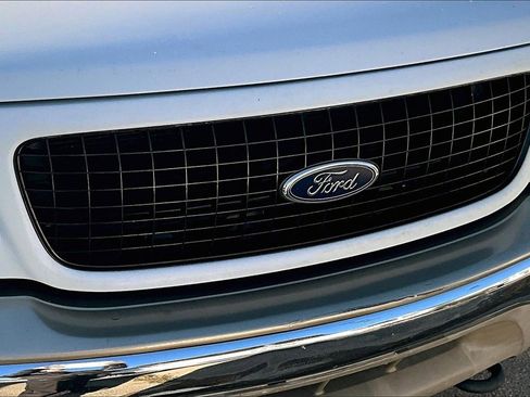 Used 2000 Ford Expedition Eddie Bauer image 21