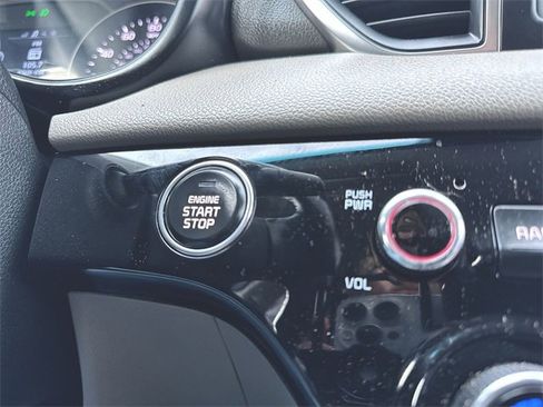 Used 2018 Kia Sportage EX image 16