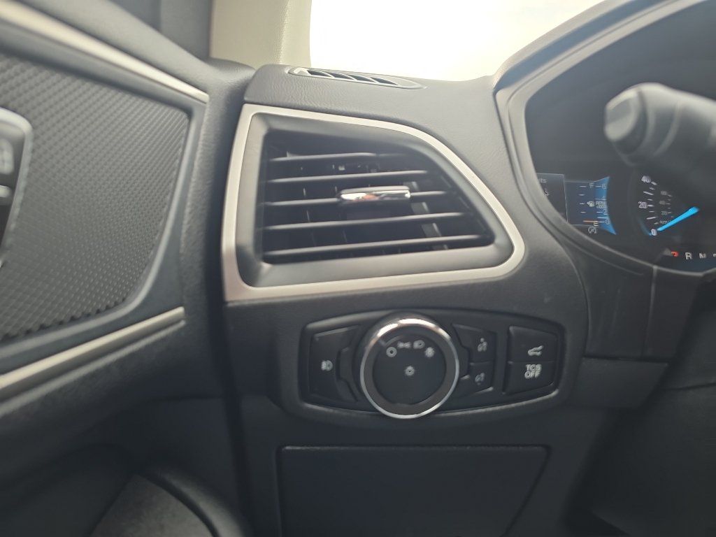 Used 2024 Ford Edge SEL w/ Convenience Package AWD/4WD image 26