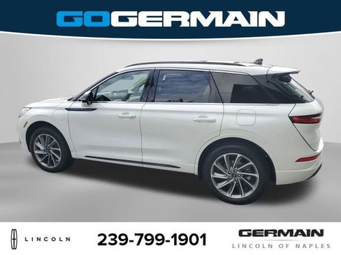 New 2026 Lincoln Corsair Grand Touring image 11