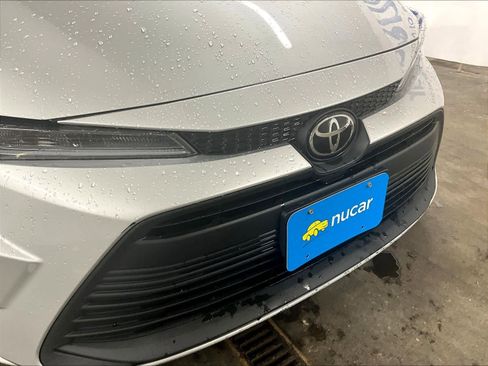 Used 2023 Toyota Corolla LE image 30