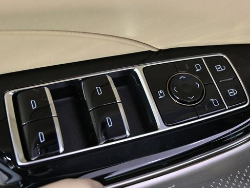 New 2025 Cadillac Lyriq Sport image 22