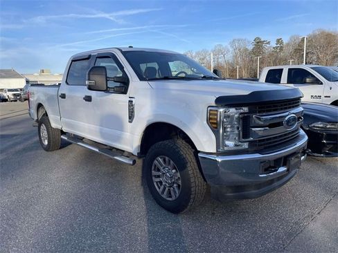 Used 2018 Ford F250 XLT image 1