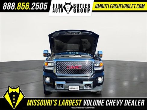 Used 2017 GMC Sierra 3500 Denali w/ Duramax Plus Package image 21