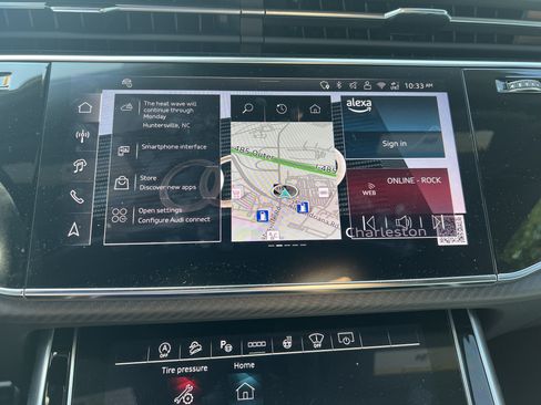 Used 2026 Audi RS Q8 performance AWD/4WD image 23