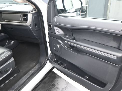 Used 2024 Ford Expedition Max XLT AWD/4WD image 17