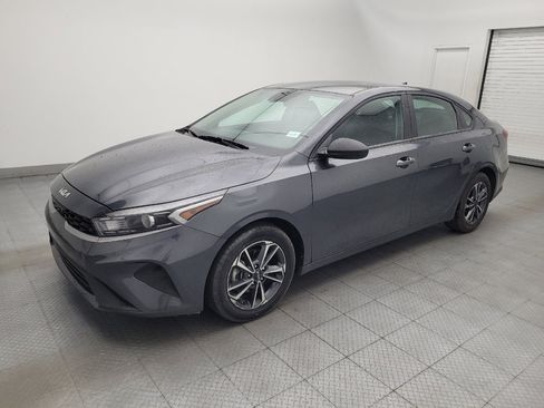 Used 2024 Kia Forte LXS FWD image 2