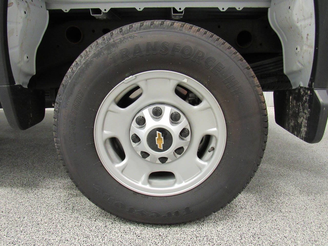 Used 2025 Chevrolet Silverado 2500 W/T w/ WT Convenience Package AWD/4WD image 11