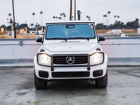 Used 2025 Mercedes-Benz G 550 image 2