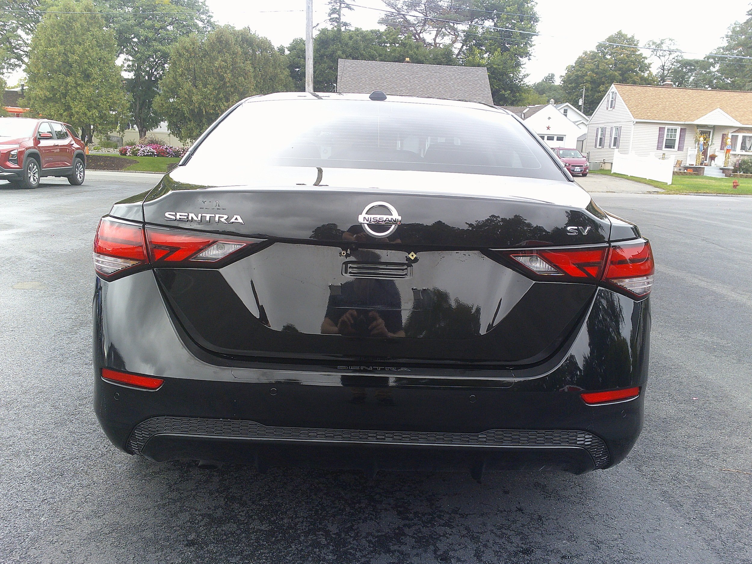 Used 2023 Nissan Sentra SV FWD image 4