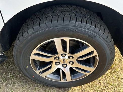 Certified 2024 Ford Expedition Max Limited image 29