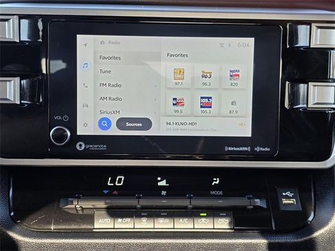 Used 2022 Toyota Tundra SR5 w/ SR5 Convenience Package image 13