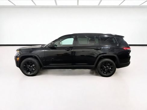 Used 2024 Jeep Grand Cherokee L Laredo AWD/4WD image 22