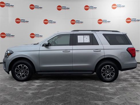 Used 2024 Ford Expedition XLT image 8