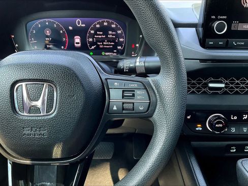 Used 2023 Honda Accord EX image 25