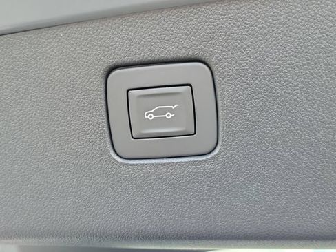 New 2026 Buick Envista Sport Touring w/ Convenience I Package FWD image 9