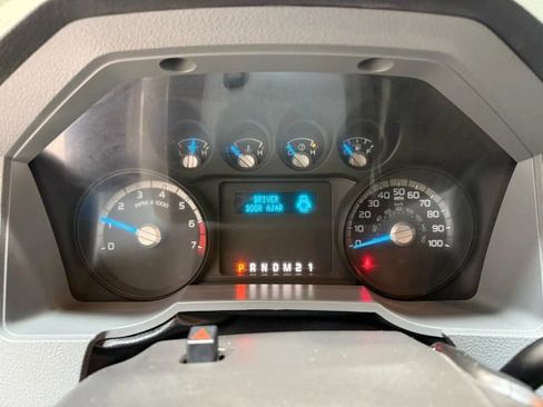 Used 2016 Ford F250 XL w/ Power Equipment Group image 17