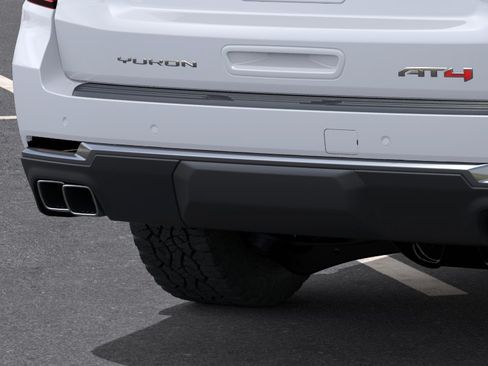 New 2026 GMC Yukon AT4 AWD/4WD image 15