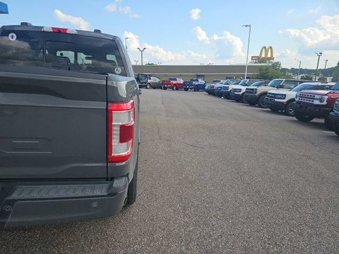 Used 2021 Ford F150 Lariat AWD/4WD image 7